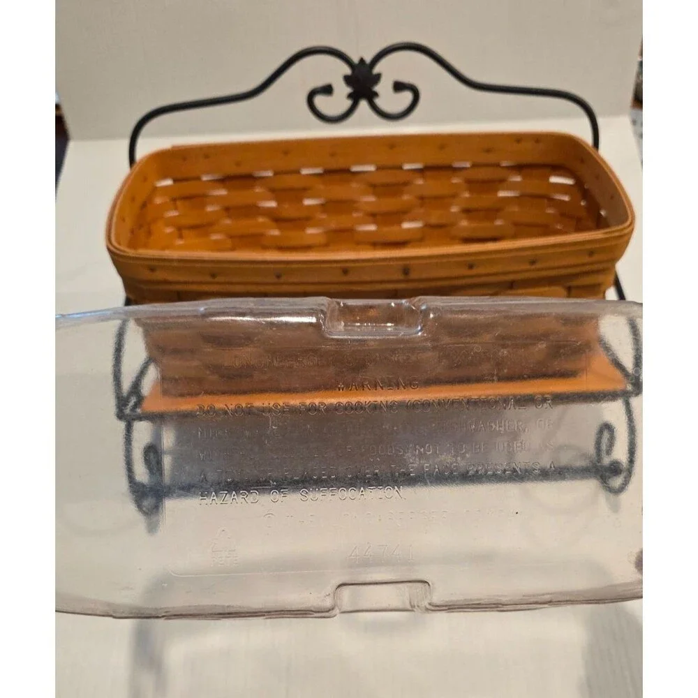 Longaberger Wrought Iron Towel Holder w/ Shelf & Vanity Basket Wall Mounted VTG